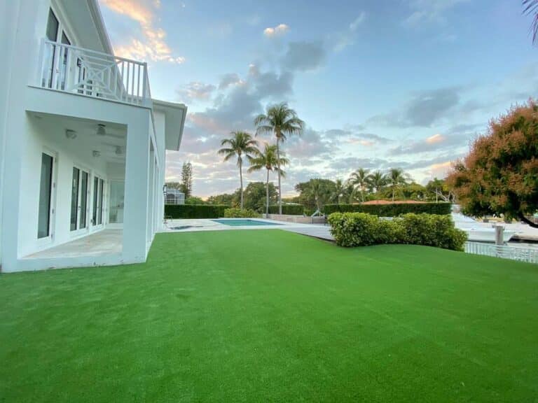 Miami, FL Artificial grass installers near me