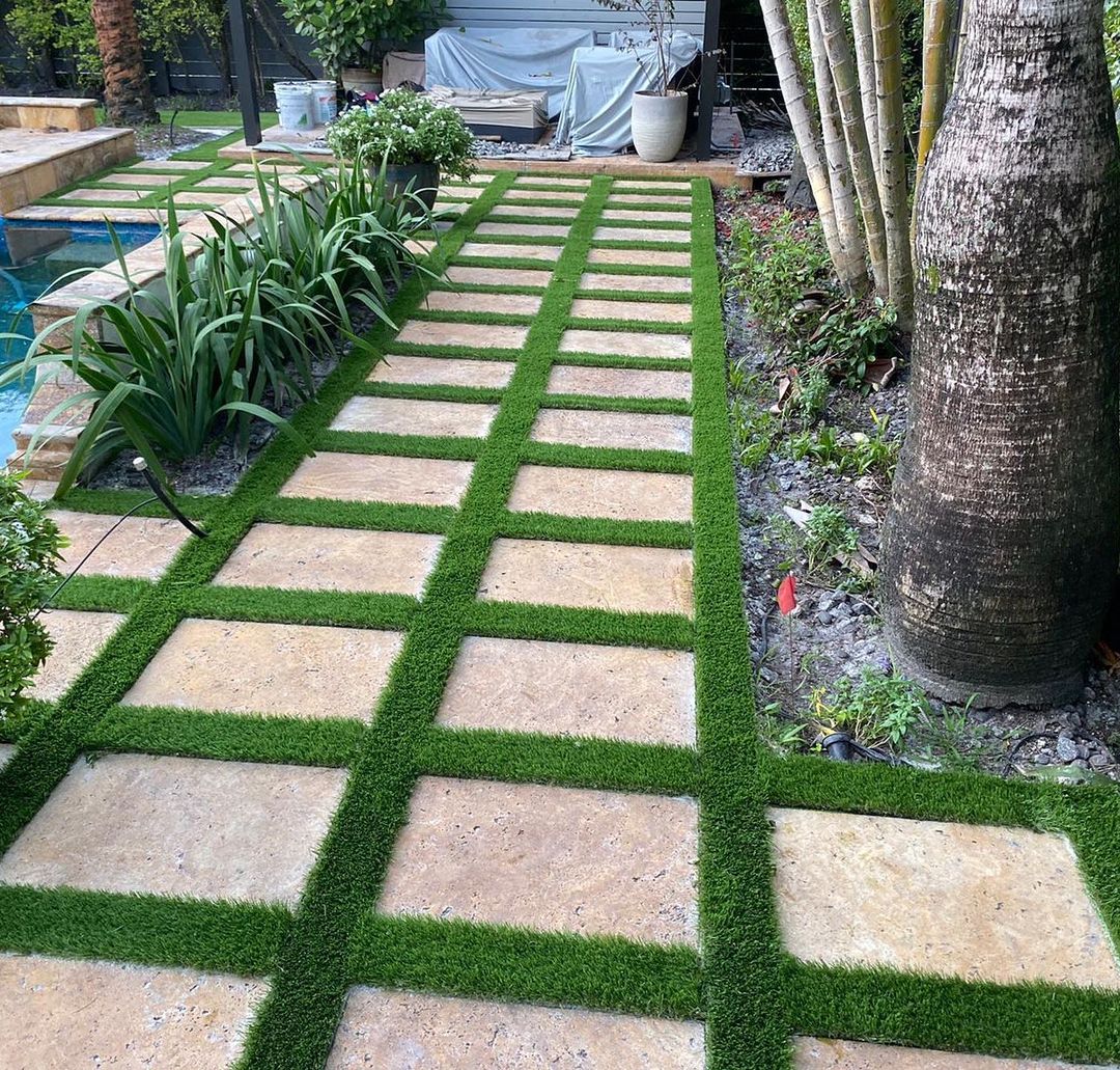 artificial turf insert installation in miami shores fl
